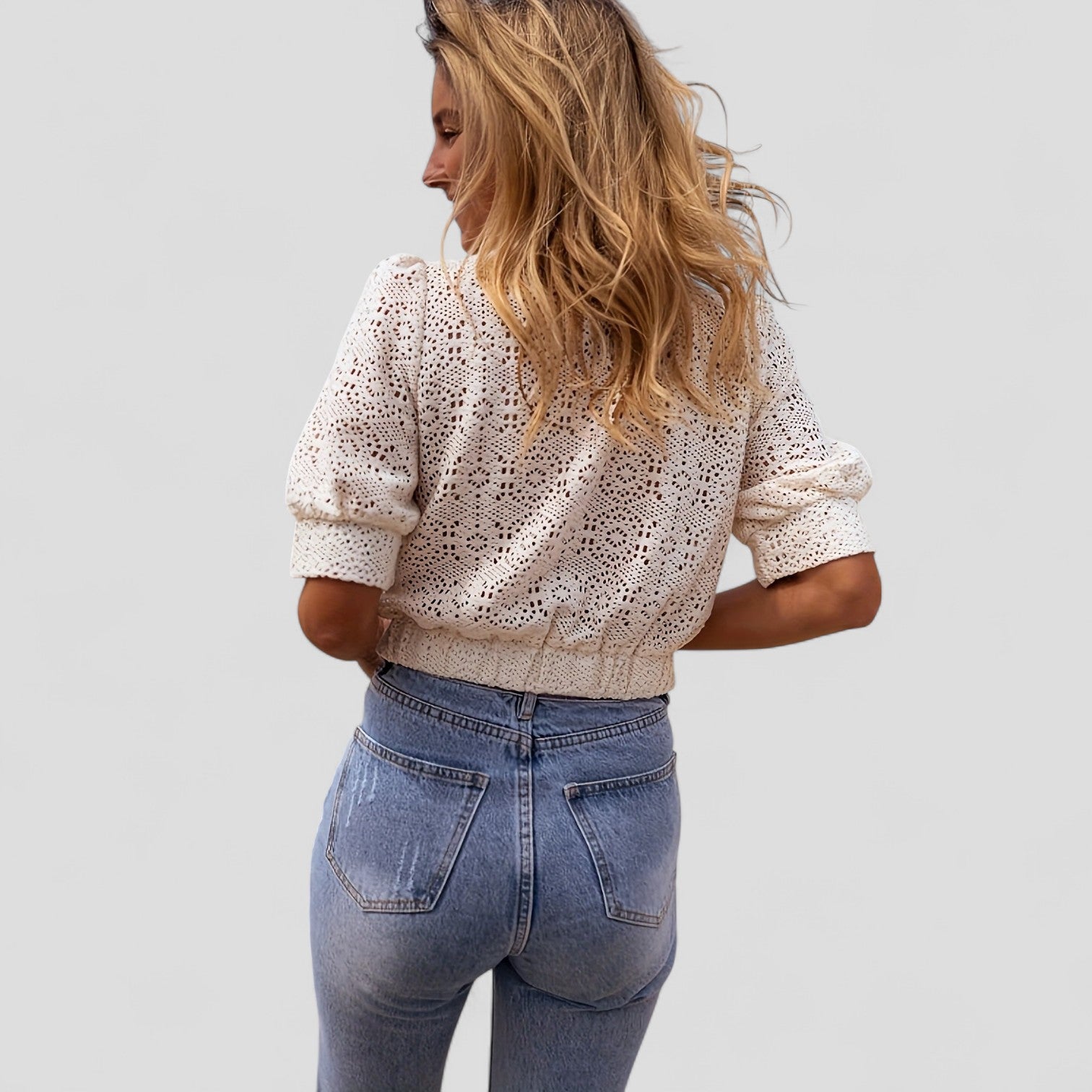 Épure Créative | Blouse fluide à broderie artistique